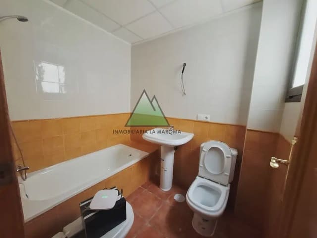 Apartamento de 1 habitación en Alcaucín en venta con piscina garaje - 110.000 € (Ref: 10078877)