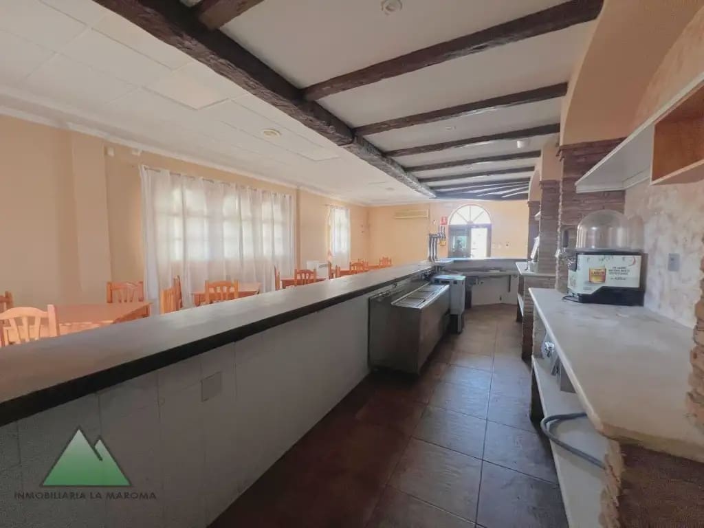 Local Comercial en Loja en venta - 598.500 € (Ref: 10078878)