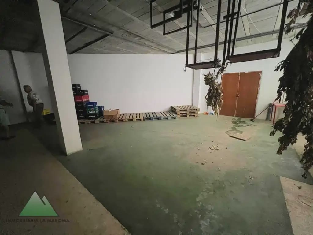 Local Comercial en Loja en venta - 598.500 € (Ref: 10078878)
