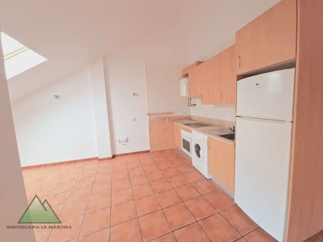Piso de 1 habitación en Alcaucín en venta con garaje - 109.000 € (Ref: 10078886)