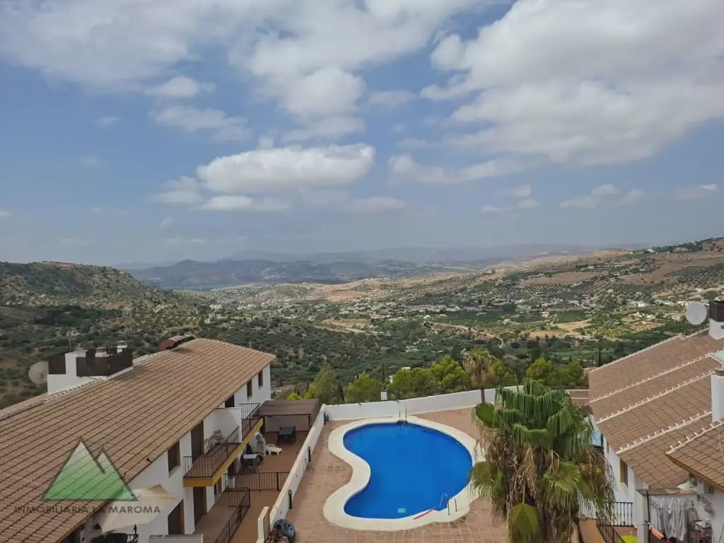 1 bedroom Flat for sale in Alcaucin with garage - € 109,000 (Ref: 10078886)