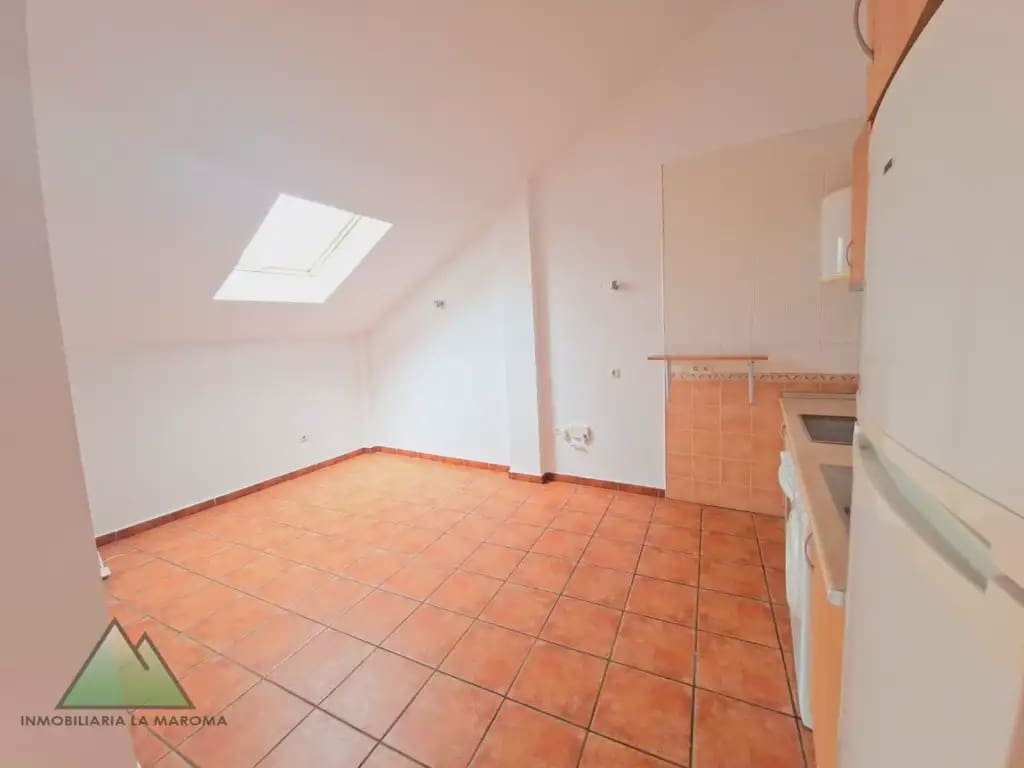 1 bedroom Flat for sale in Alcaucin with garage - € 109,000 (Ref: 10078886)