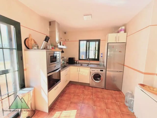 3 sovrum Semi-fristående Villa till salu i Alcaucín med pool garage - 270 000 € (Ref: 10078888)