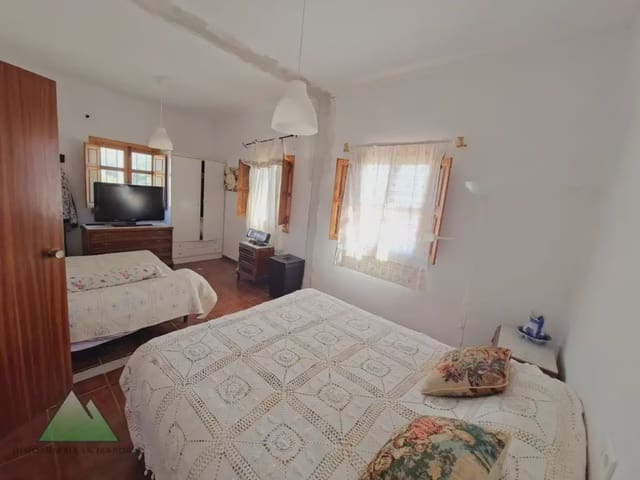 6 soverom Finca/Herregård til salgs i Triana, Vélez-Málaga med svømmebasseng - € 265 000 (Ref: 10078891)