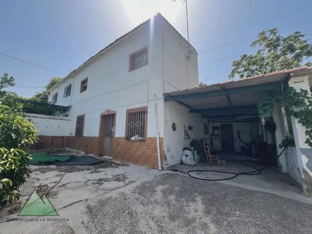 4 Zimmer Haus zu verkaufen in Loja mit Garage - 110.000 € (Ref: 10078892)