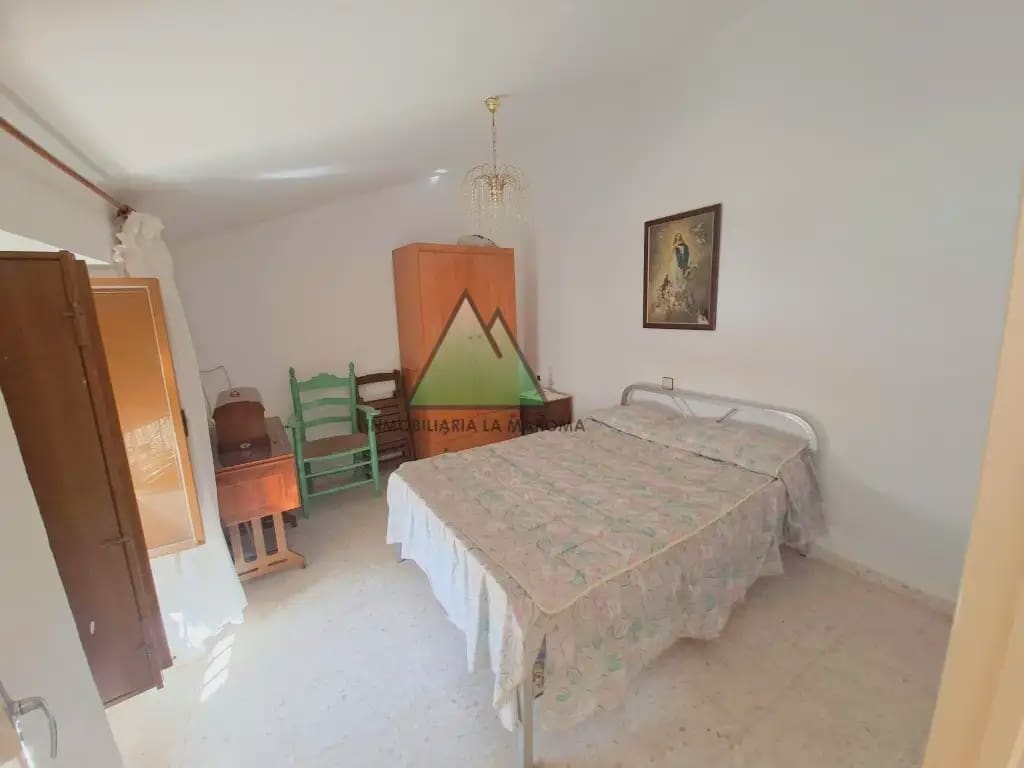 5 soverom Hus til salgs i Periana med garasje - € 175 000 (Ref: 10078903)