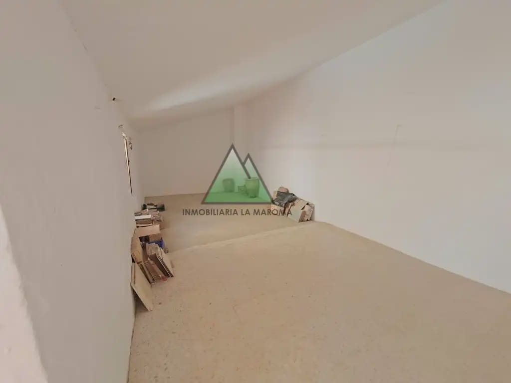 5 soverom Hus til salgs i Periana med garasje - € 175 000 (Ref: 10078903)