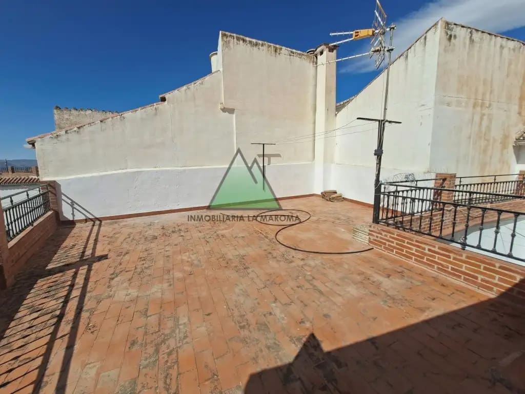 5 soverom Hus til salgs i Periana med garasje - € 175 000 (Ref: 10078903)