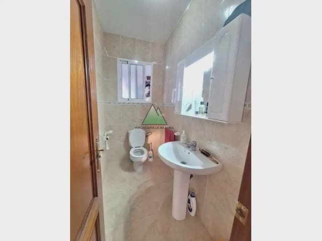 4 sypialnia Dom na sprzedaż w Villanueva de Algaidas z garażem - 219 000 € (Ref: 10147382)