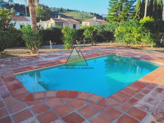 5 sovrum Villa till salu i Alcaucín med pool garage - 480 000 € (Ref: 10147384)