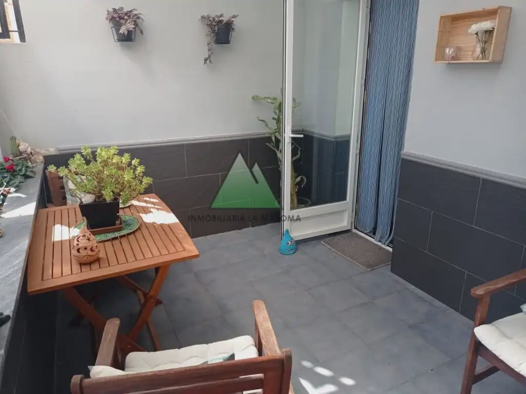 3 soverom Hus til salgs i Alfarnate med garasje - € 300 000 (Ref: 10159926)