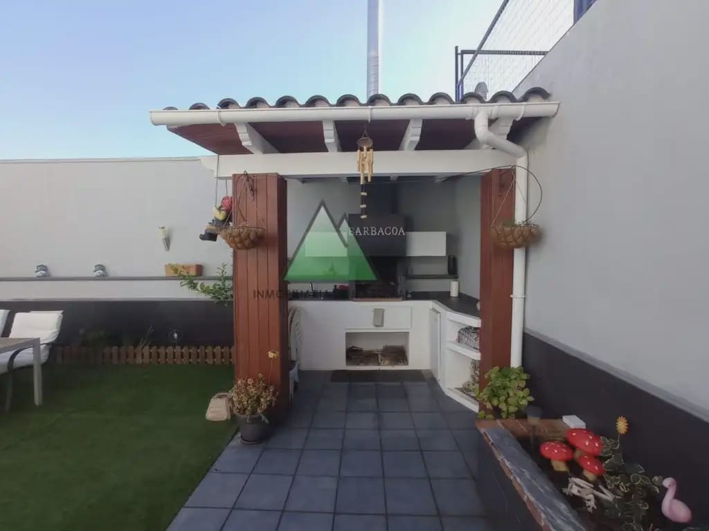 3 soverom Hus til salgs i Alfarnate med garasje - € 300 000 (Ref: 10159926)