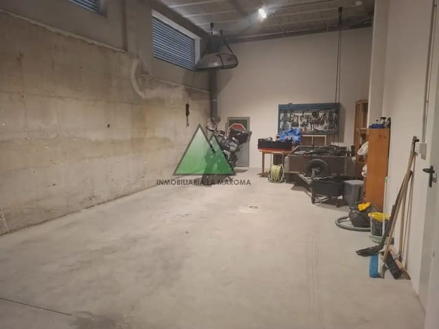 Garage à vendre à Alhama de Granada - 120 000 € (Ref: 10159928)