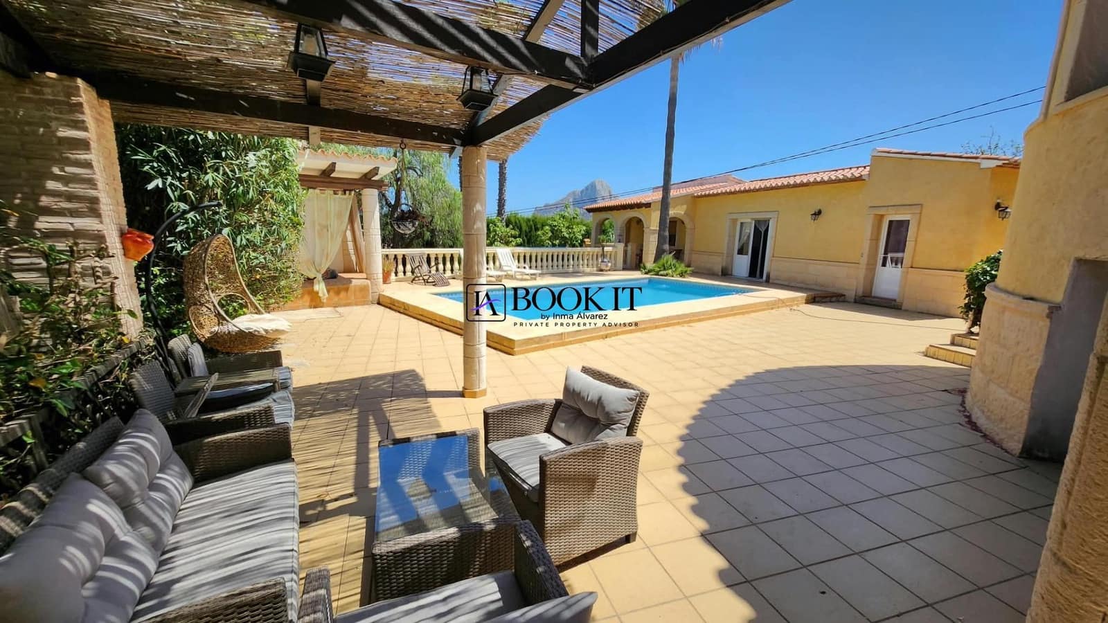 4 sovrum Villa till salu i Calpe / Calp med pool garage - 750 000 € (Ref: 10111774)