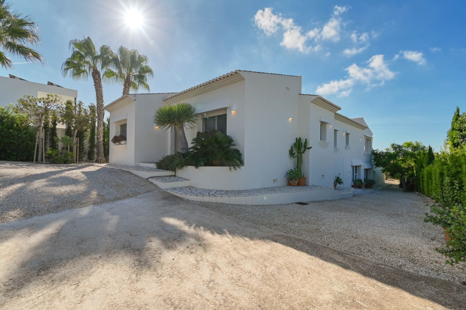 5 soveværelse Villa til salg i Moraira med swimmingpool - € 1.750.000 (Ref: 10175703)
