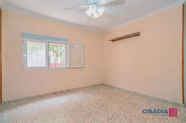 2 soveværelse Lejlighed til salg i Angustias - Chana - Encina, Granada by - € 140.000 (Ref: 10100617)