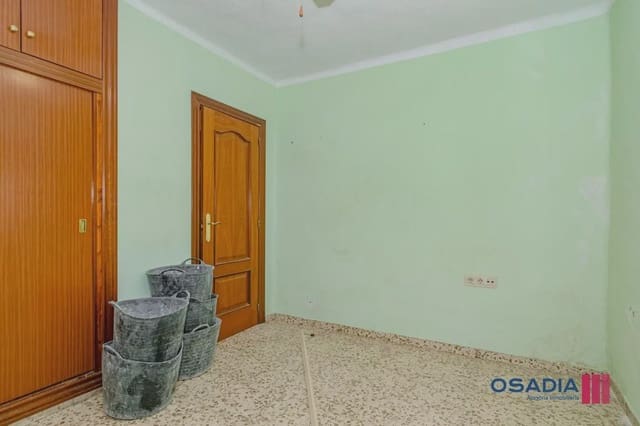 2 soveværelse Lejlighed til salg i Angustias - Chana - Encina, Granada by - € 140.000 (Ref: 10100617)