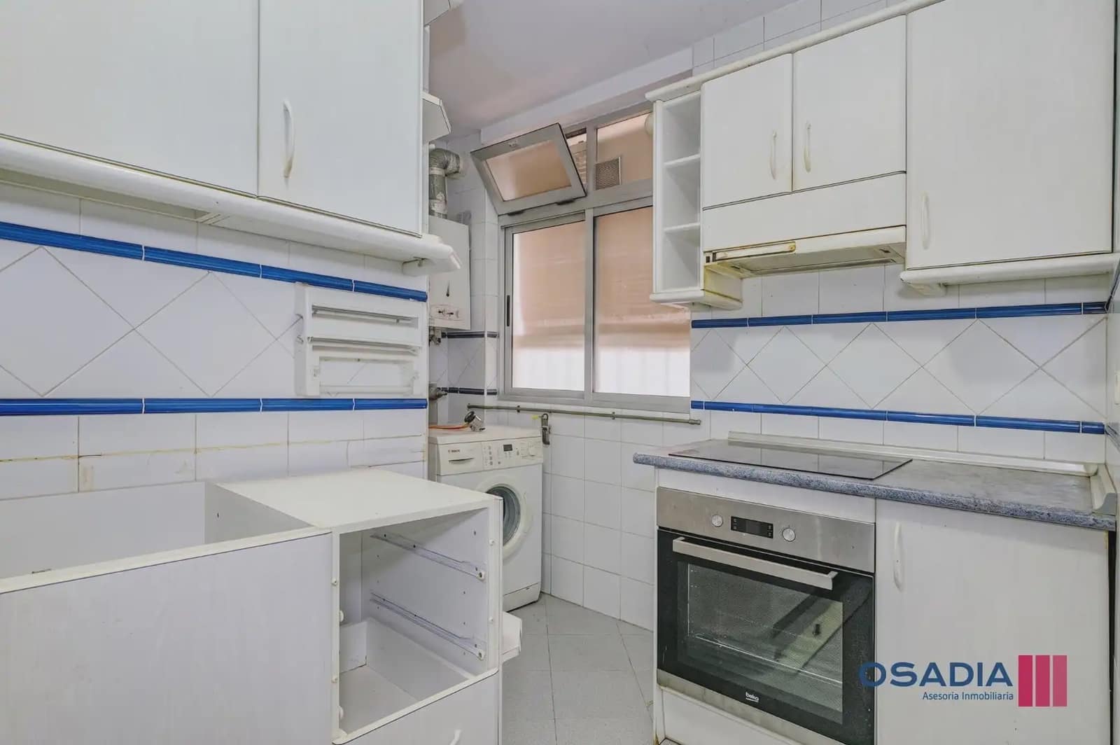 2 soveværelse Lejlighed til salg i Granada by - € 140.000 (Ref: 10100617)