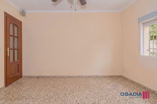 2 soveværelse Lejlighed til salg i Angustias - Chana - Encina, Granada by - € 140.000 (Ref: 10100617)