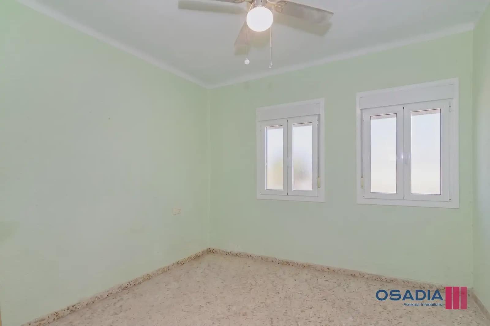 2 soveværelse Lejlighed til salg i Granada by - € 140.000 (Ref: 10100617)