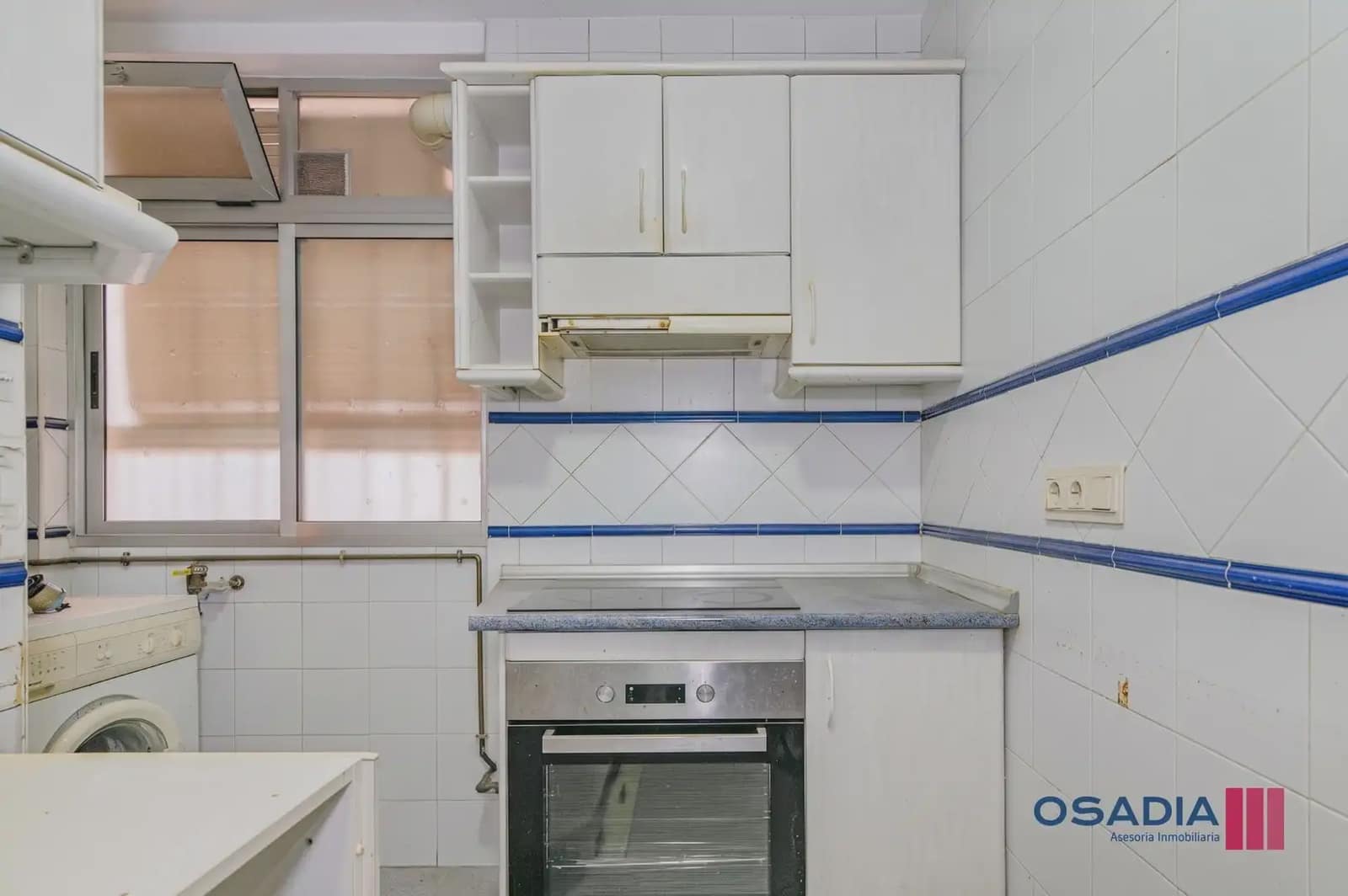 2 soveværelse Lejlighed til salg i Granada by - € 140.000 (Ref: 10100617)