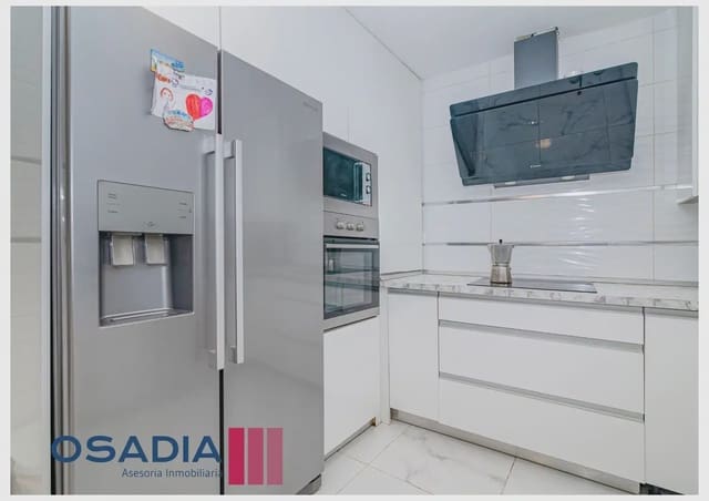 3 soverom Hus til salgs i Colomera med garasje - € 119 000 (Ref: 10100621)