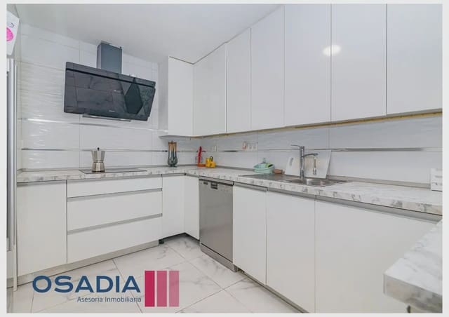 3 soverom Hus til salgs i Colomera med garasje - € 119 000 (Ref: 10100621)