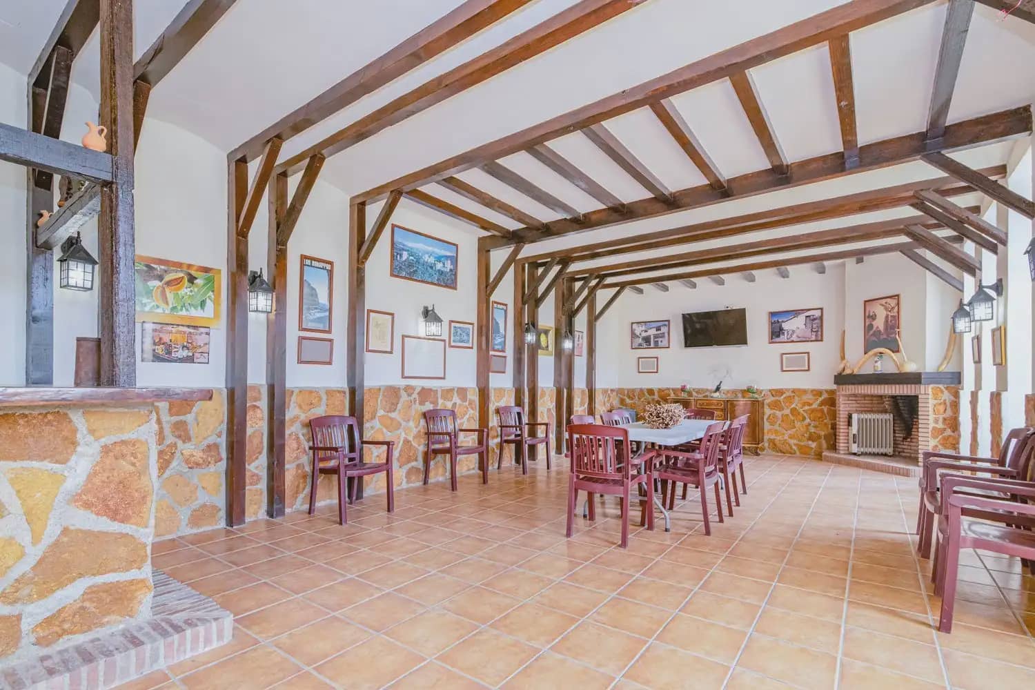 Local Commercial à vendre à Huetor Vega - 1 500 000 € (Ref: 10100625)