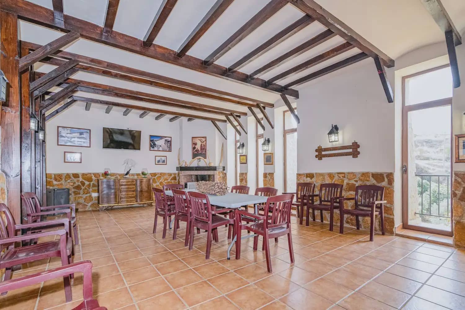 Local Commercial à vendre à Huetor Vega - 1 500 000 € (Ref: 10100625)