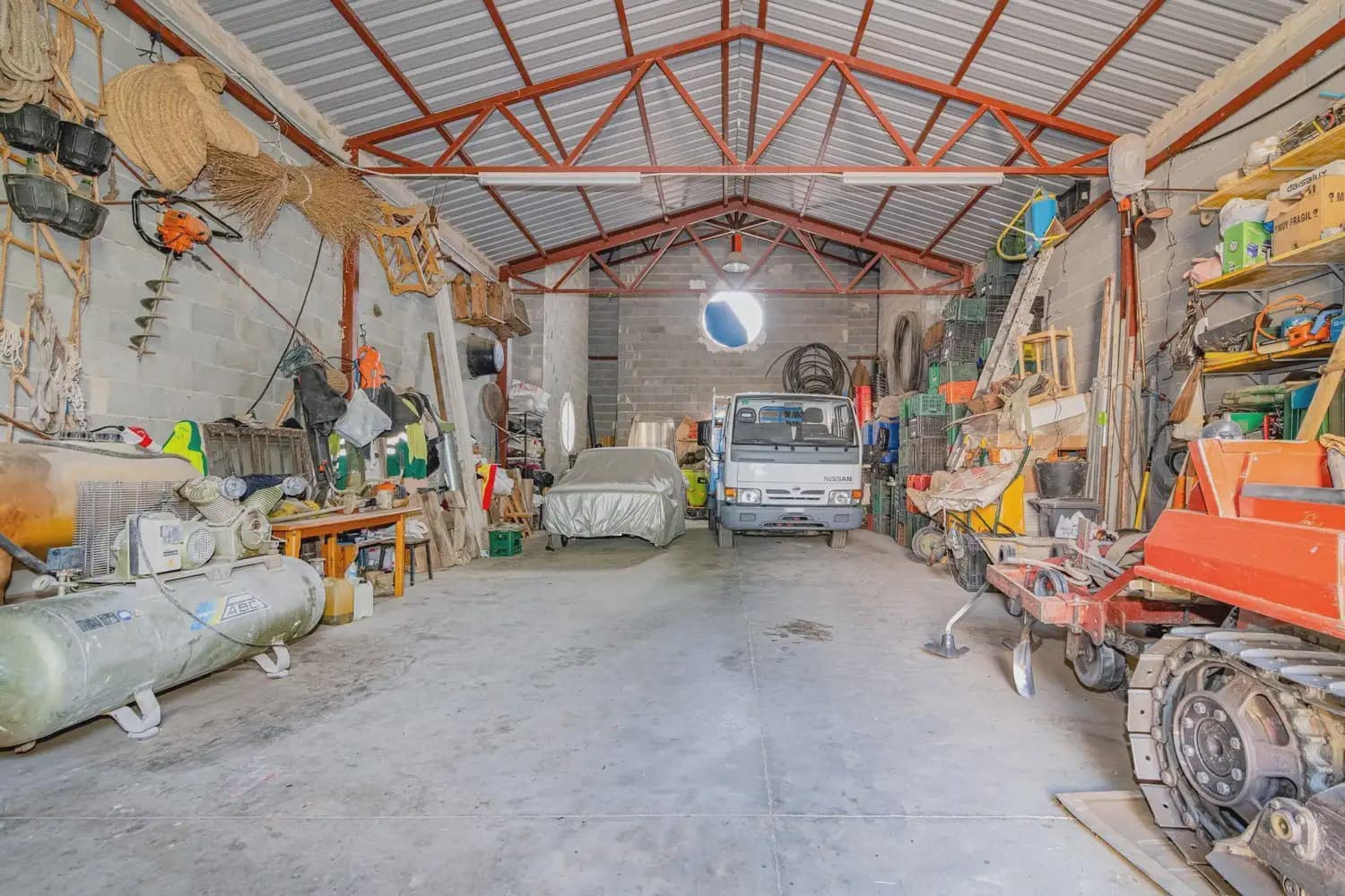 Local Commercial à vendre à Huetor Vega - 1 500 000 € (Ref: 10100625)
