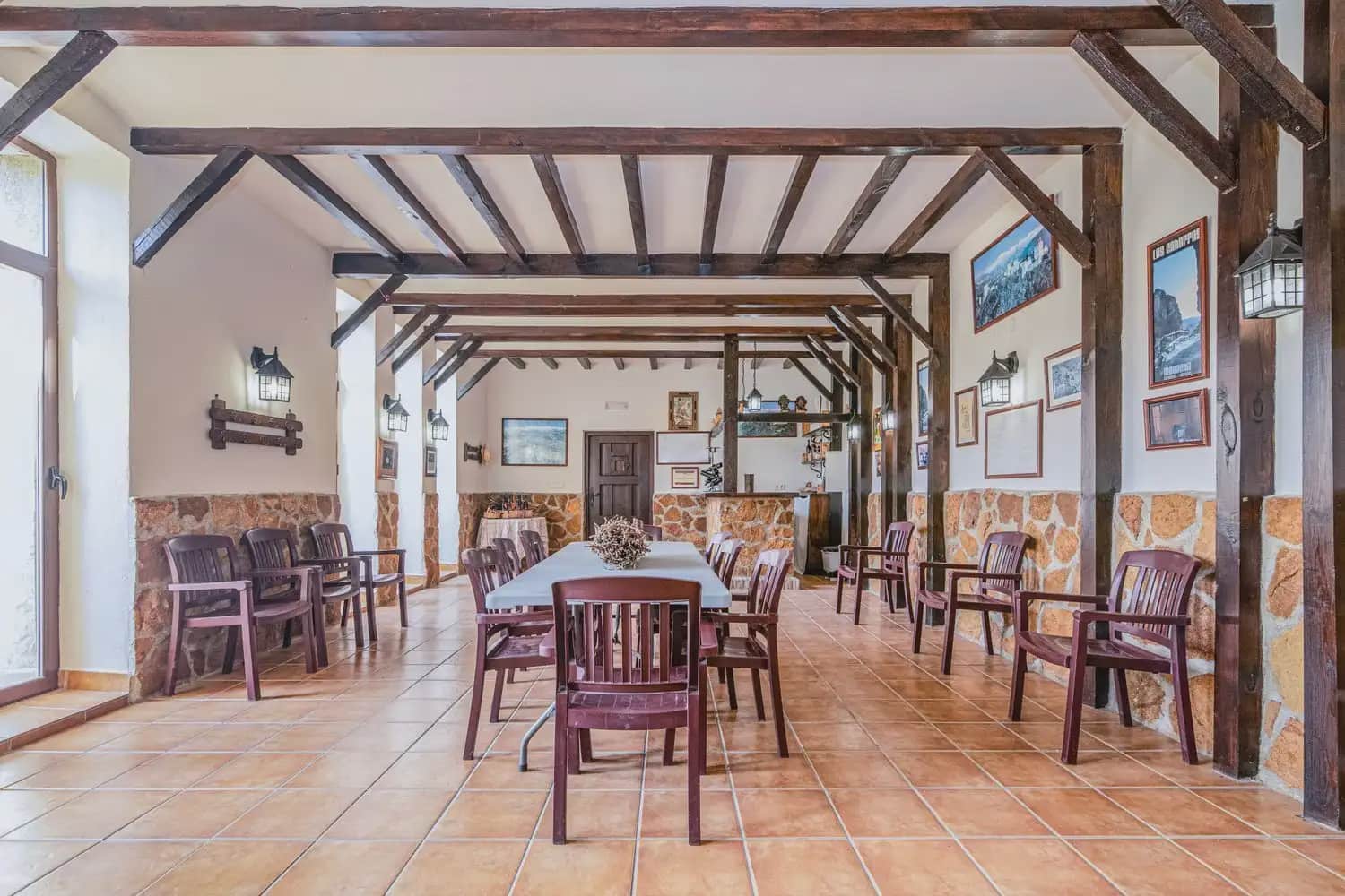 Local Commercial à vendre à Huetor Vega - 1 500 000 € (Ref: 10100625)