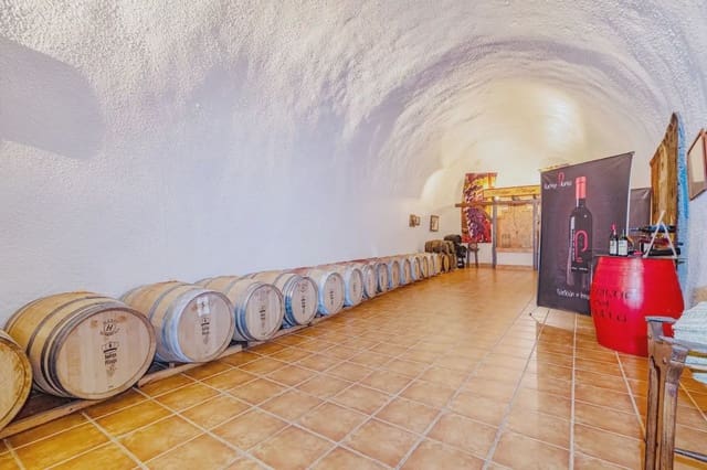 Local Commercial à vendre à Huétor Vega - 1 500 000 € (Ref: 10100625)
