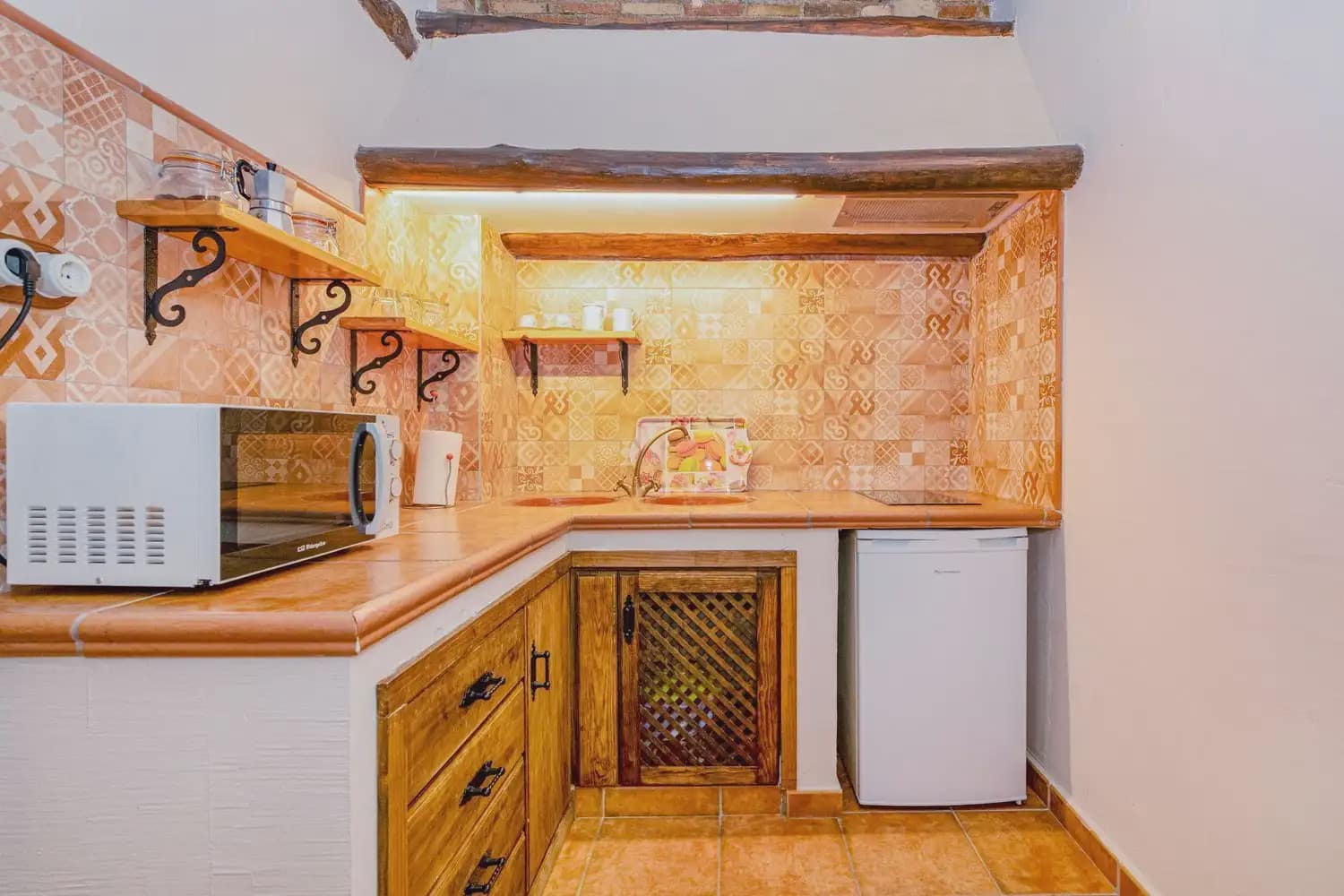 Local Commercial à vendre à Huetor Vega - 1 500 000 € (Ref: 10100625)