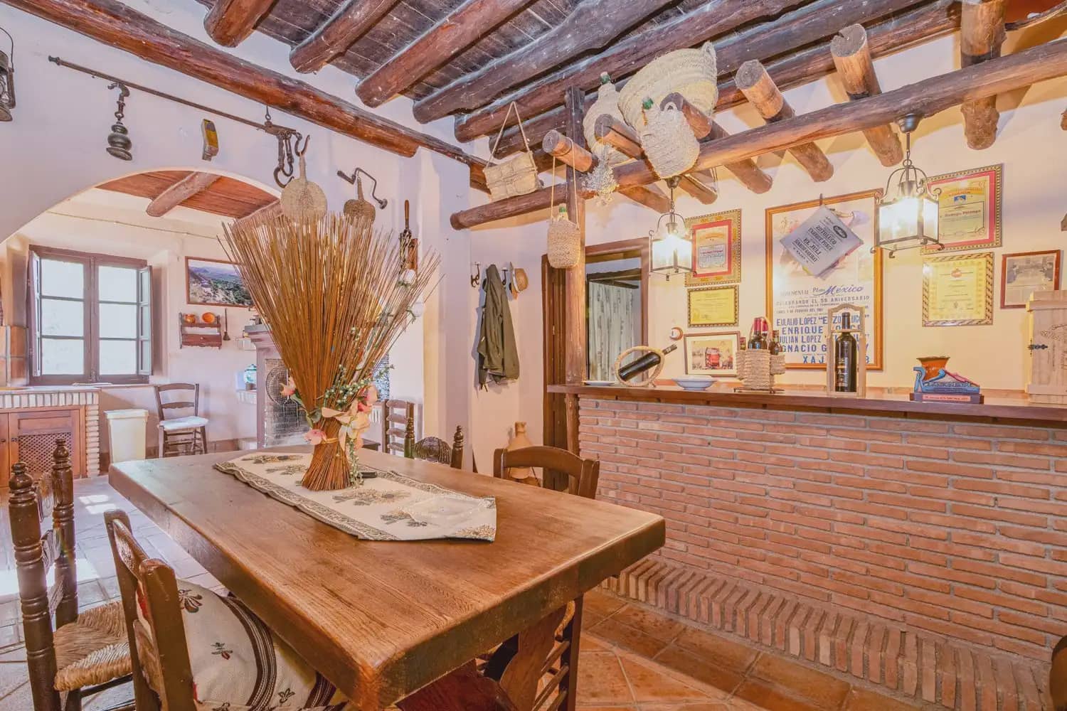 Local Commercial à vendre à Huetor Vega - 1 500 000 € (Ref: 10100625)