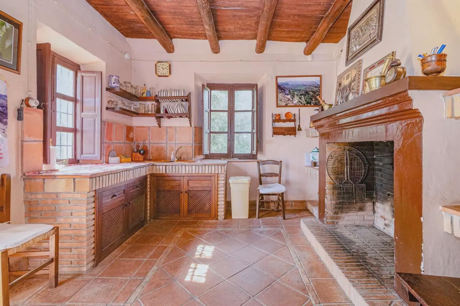 Local Commercial à vendre à Huetor Vega - 1 500 000 € (Ref: 10100625)