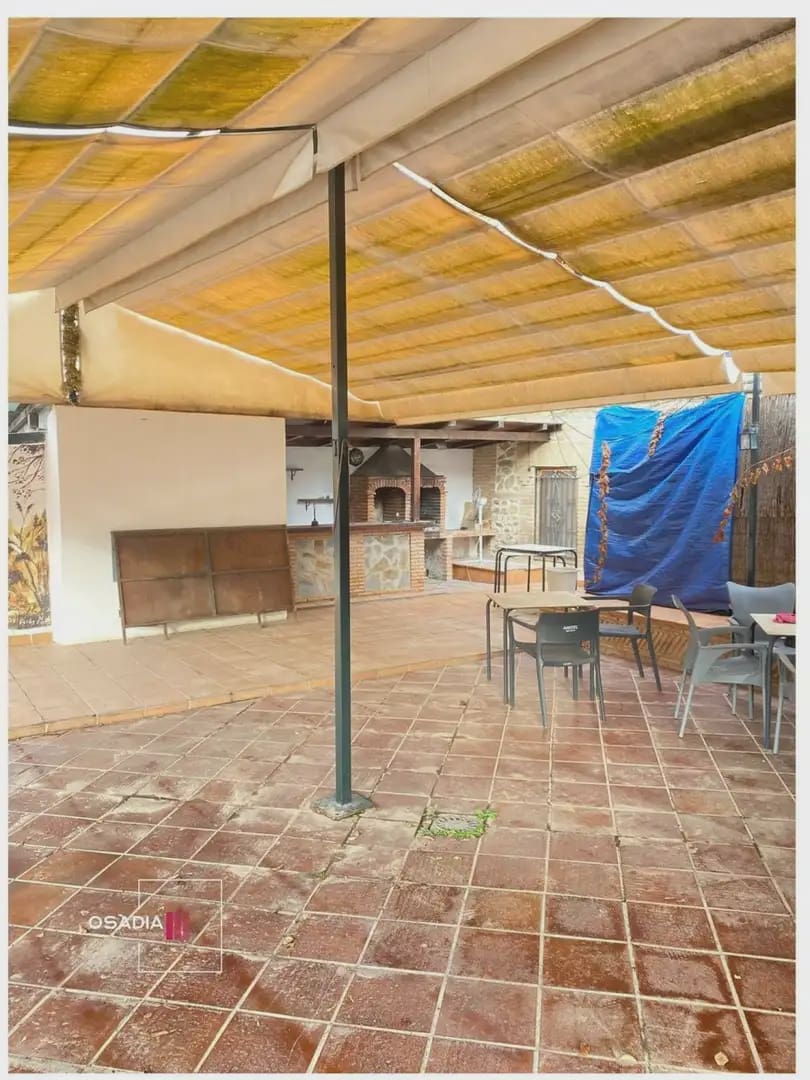 Kommersiell til salgs i Monachil - € 199 000 (Ref: 10100631)