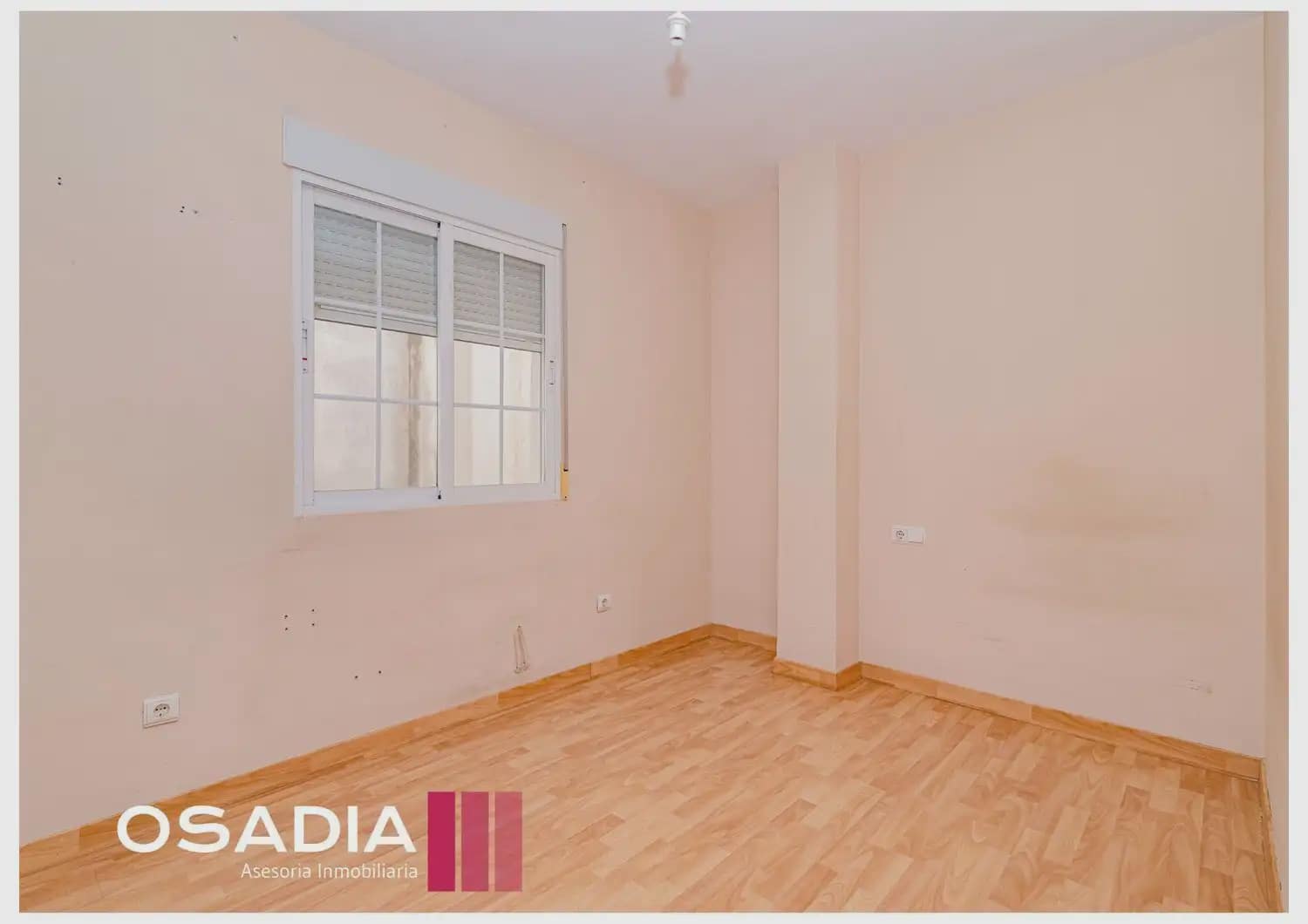 3 sypialnia Mieszkanie na sprzedaż w La Zubia z garażem - 161 900 € (Ref: 10100635)