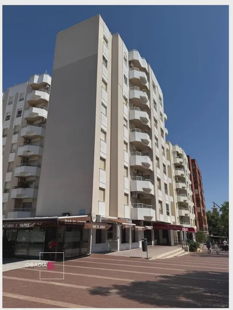 4 slaapkamer Flat te koop in Jerez de la Frontera met garage - € 285.000 (Ref: 10100636)