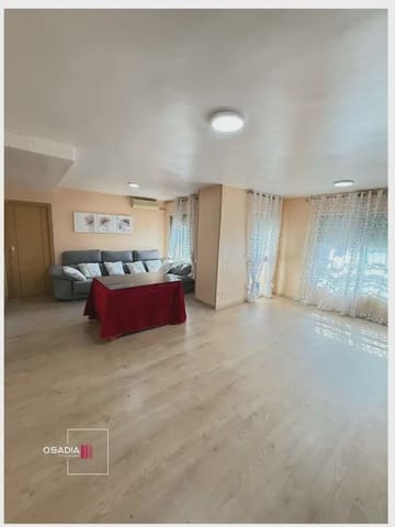 4 slaapkamer Flat te koop in Jerez de la Frontera met garage - € 285.000 (Ref: 10100636)