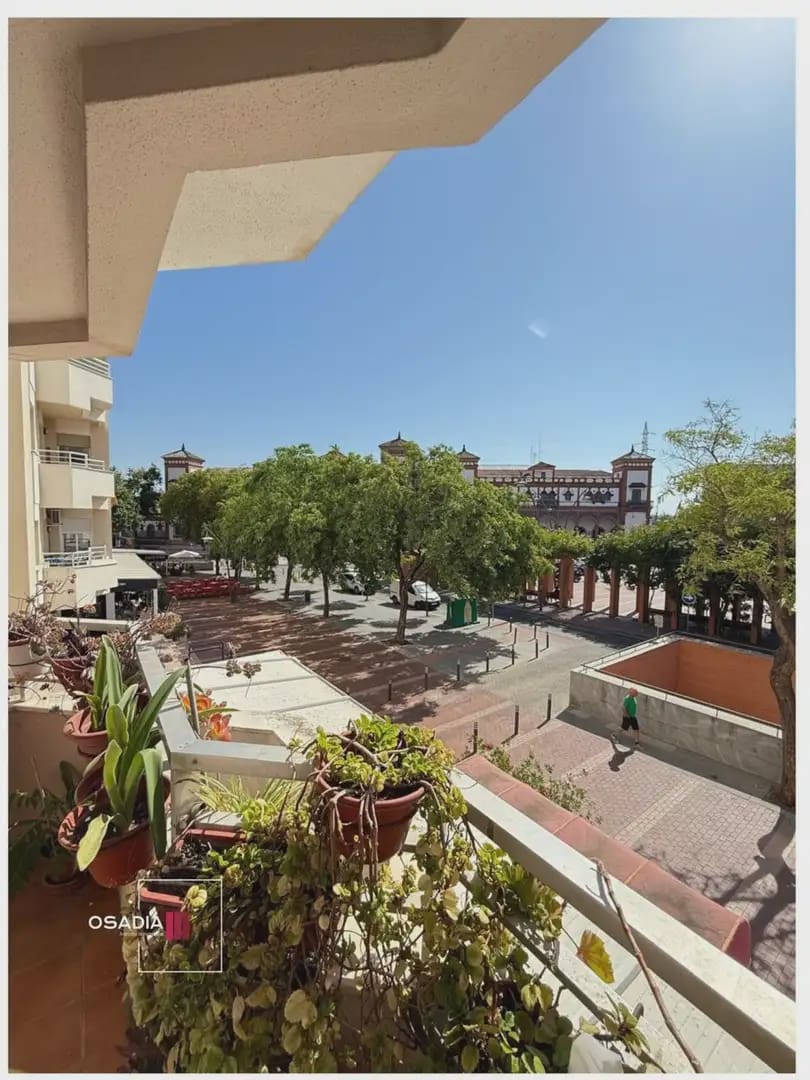 4 slaapkamer Flat te koop in Jerez de la Frontera met garage - € 285.000 (Ref: 10100636)