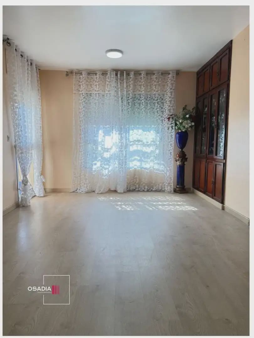 4 slaapkamer Flat te koop in Jerez de la Frontera met garage - € 285.000 (Ref: 10100636)