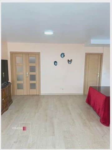 4 slaapkamer Flat te koop in Jerez de la Frontera met garage - € 285.000 (Ref: 10100636)