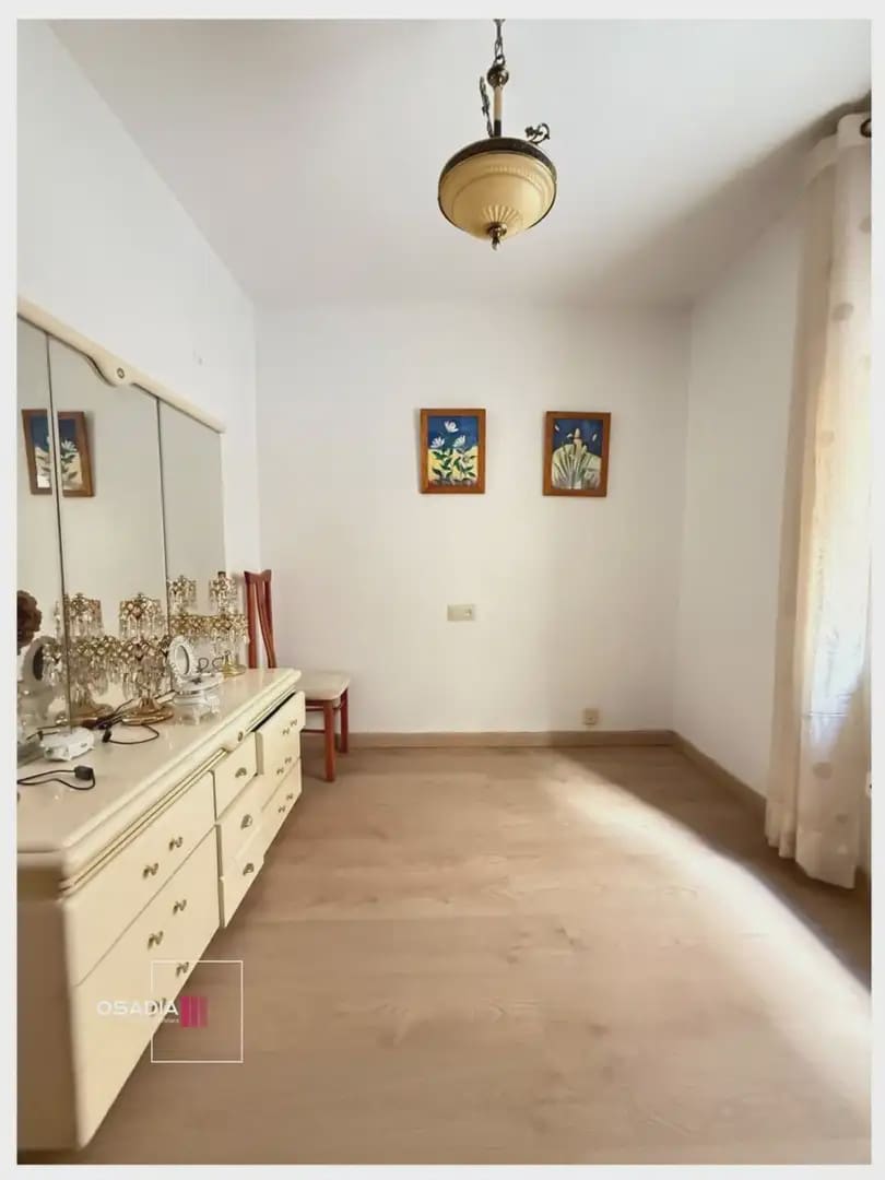 4 slaapkamer Flat te koop in Jerez de la Frontera met garage - € 285.000 (Ref: 10100636)