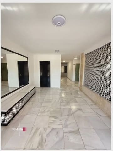 4 slaapkamer Flat te koop in Jerez de la Frontera met garage - € 285.000 (Ref: 10100636)