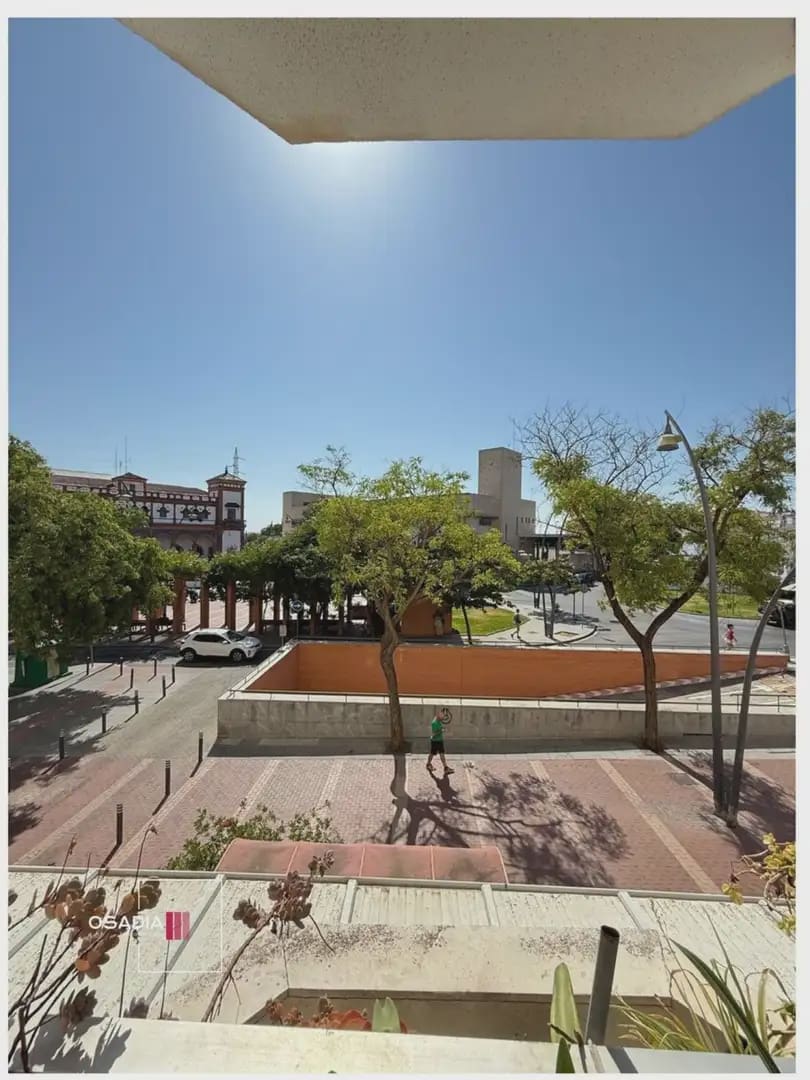 4 slaapkamer Flat te koop in Jerez de la Frontera met garage - € 285.000 (Ref: 10100636)