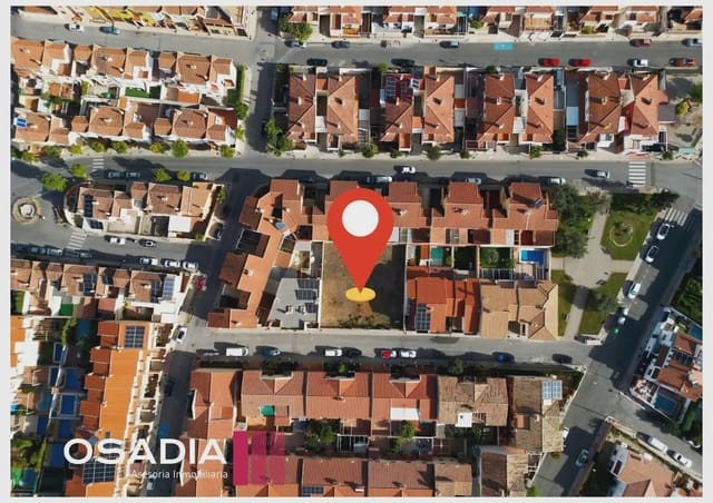 Solar/Parcela en Huétor Vega en venta - 120.000 € (Ref: 10100639)