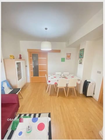 2 sovrum Lägenhet till salu i Poligono Cartuja - La Paz, Granada stad med pool garage - 195 000 € (Ref: 10100646)