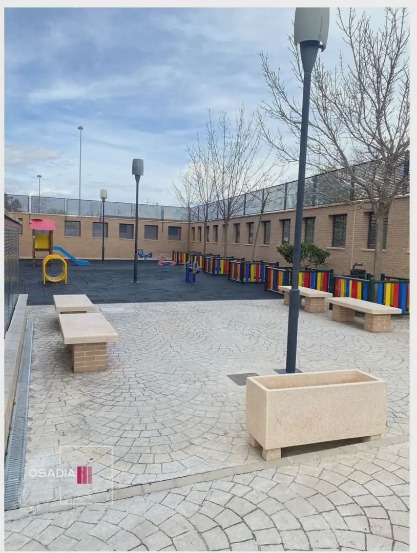 2 sovrum Lägenhet till salu i Granada stad med pool garage - 195 000 € (Ref: 10100646)