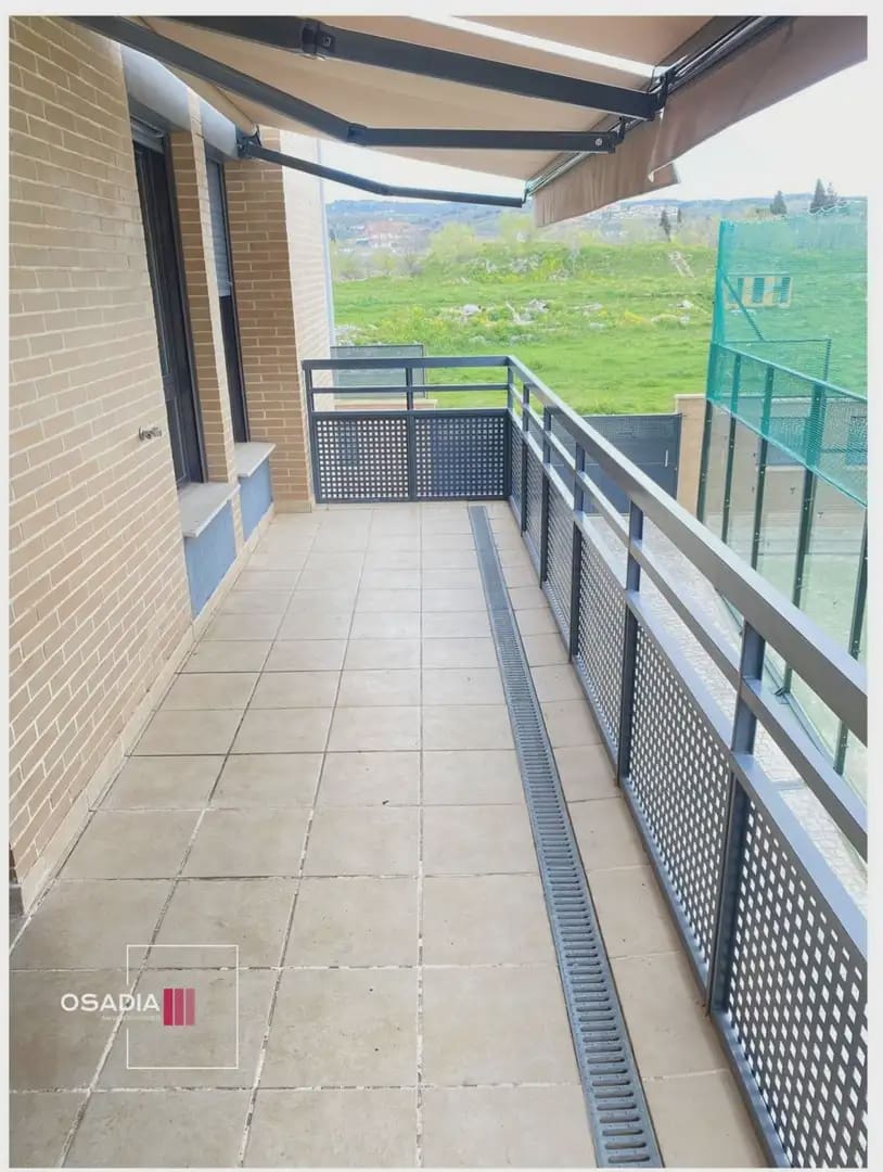 2 sovrum Lägenhet till salu i Granada stad med pool garage - 195 000 € (Ref: 10100646)