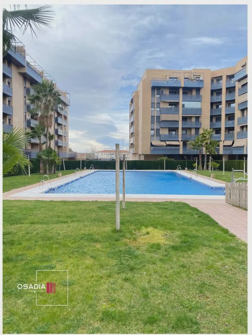 2 sovrum Lägenhet till salu i Granada stad med pool garage - 195 000 € (Ref: 10100646)